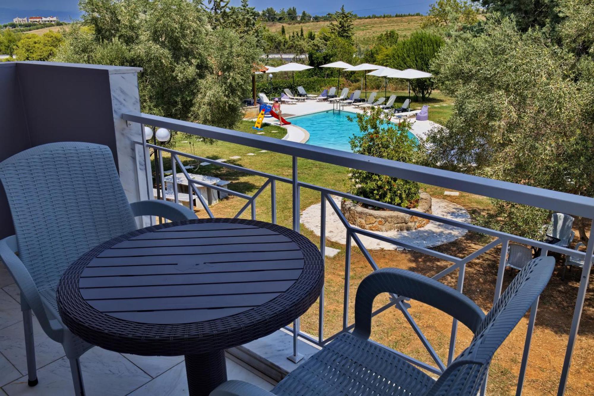 Marele Hills Apartments Nea Fokea Exterior photo